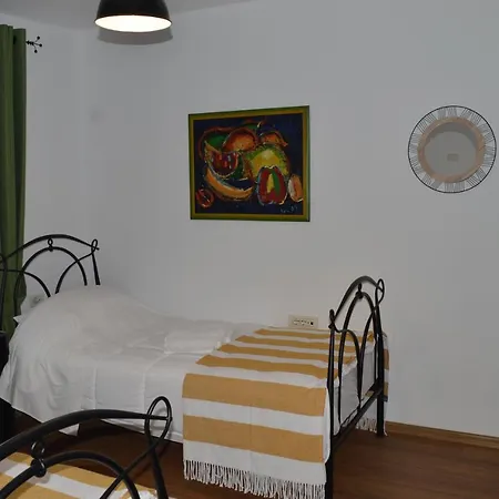 Apartment Rh Center