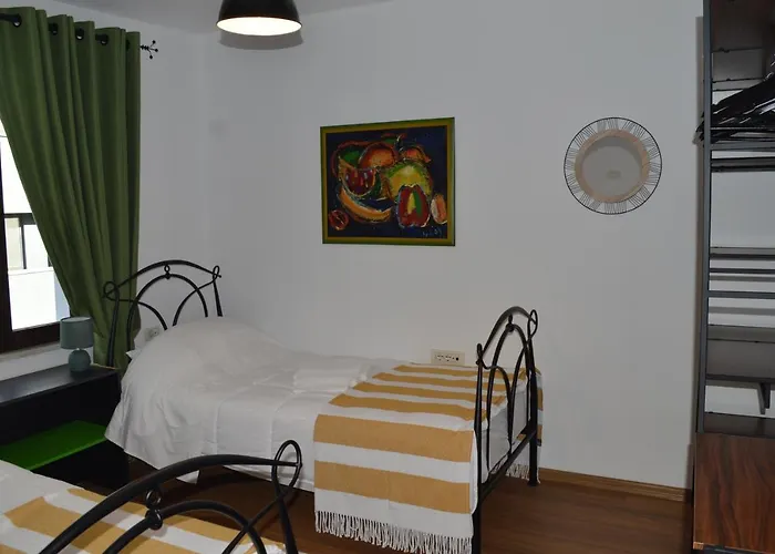 Apartment Rh Center