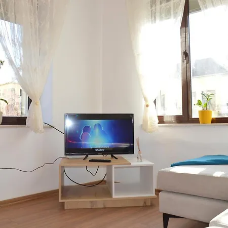 Rh Center Apartment *