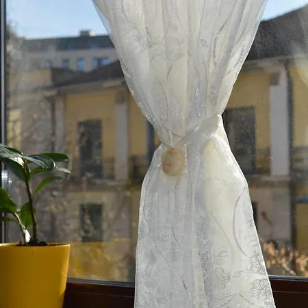 Rh Center Apartment *