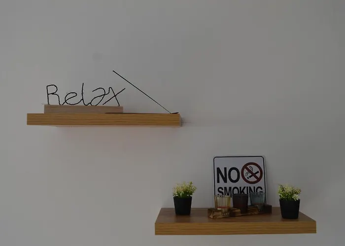 Rh Center Lägenhet Tirana